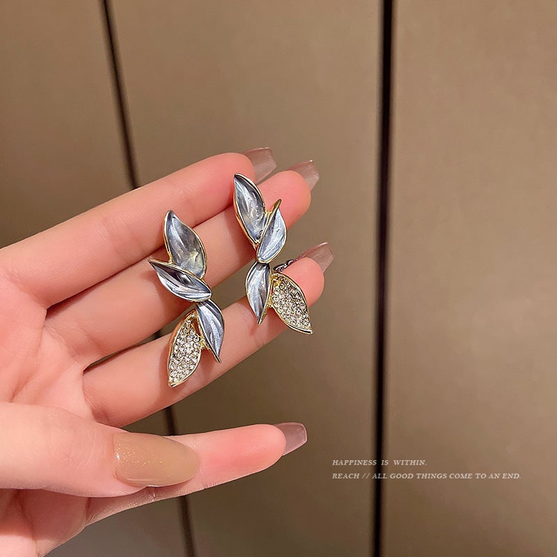 Shiny Leaf Inspiration Earrings COMOSO 